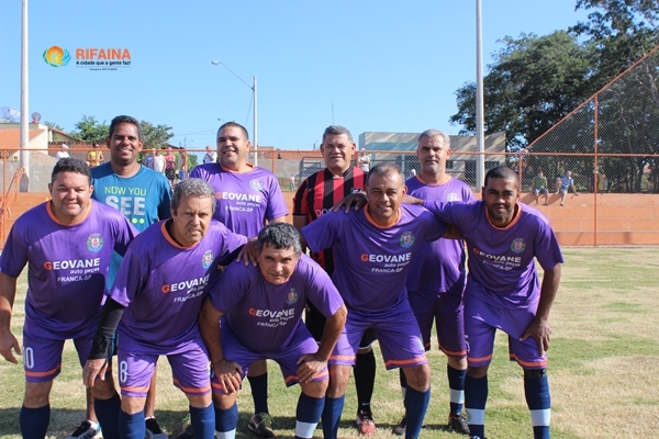 VETERANOS VOLTAM A JOGAR PELO SOCIETY NO DOMINGO DE MANHÃ